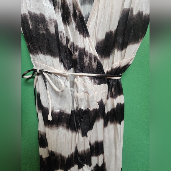 MANGO Tie-Dye Wrap Midi Dress – Black & Cream - Picture 3 of 4